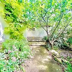 Affittacamere La Nimoise, Maison Familiale Avec Jardin