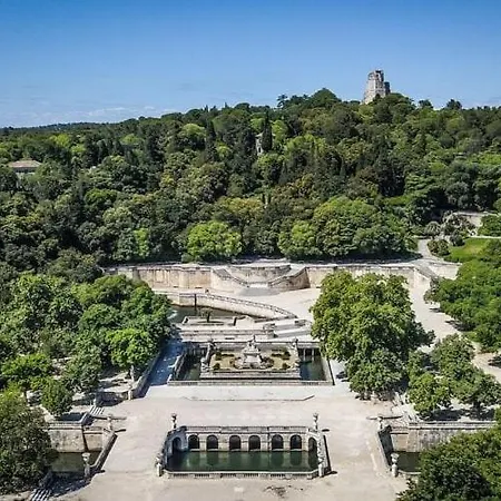 La Nimoise, Maison Familiale Avec Jardin Pensjonat 4*