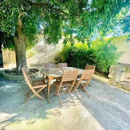 La Nimoise, Maison Familiale Avec Jardin Nimes