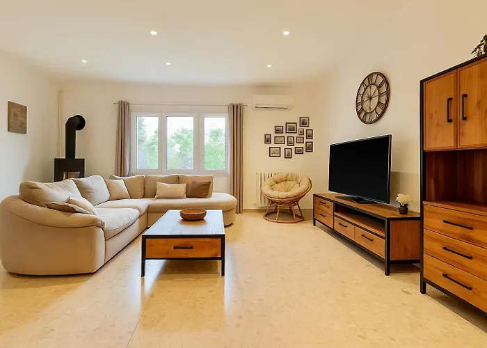 La Nîmoise, Maison Familiale Avec Jardin 4* Nîmes