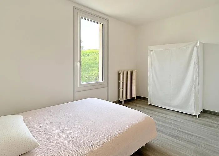 La Nimoise, Maison Familiale Avec Jardin Nîmes