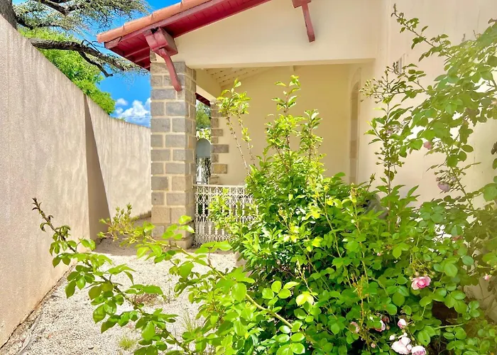 La Nimoise, Maison Familiale Avec Jardin 4* Nîmes